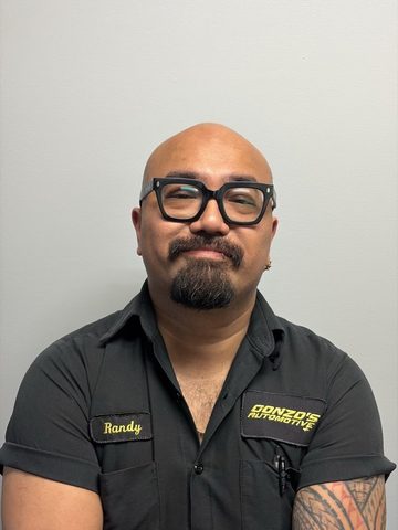 Randy at Gonzo's Automotive